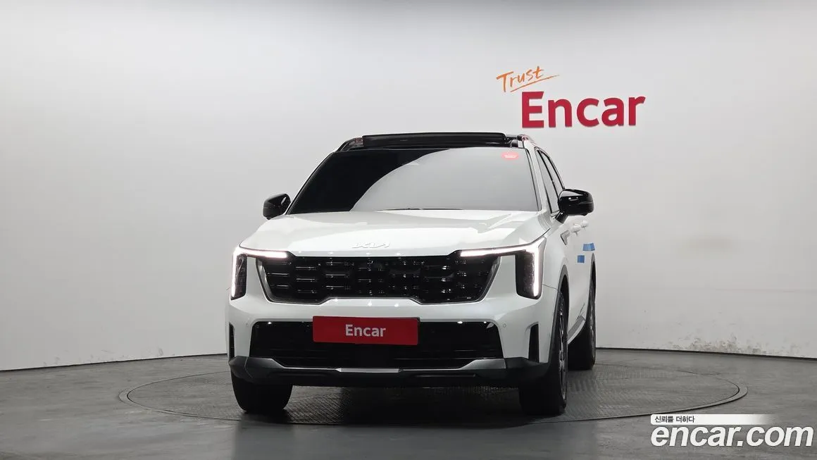 Kia Sorento — фото 5