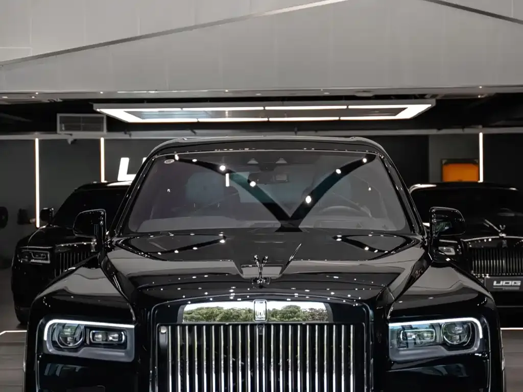 Rolls-Royce Cullinan 2022 из CN, фото 5