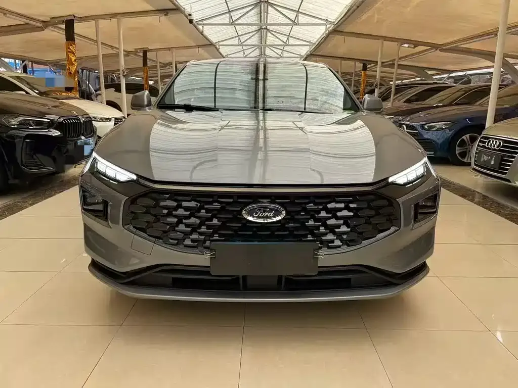 Ford Mondeo 2023 из CN, фото 10
