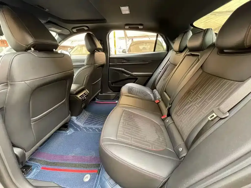 Ford Mondeo 2023 из CN, фото 5
