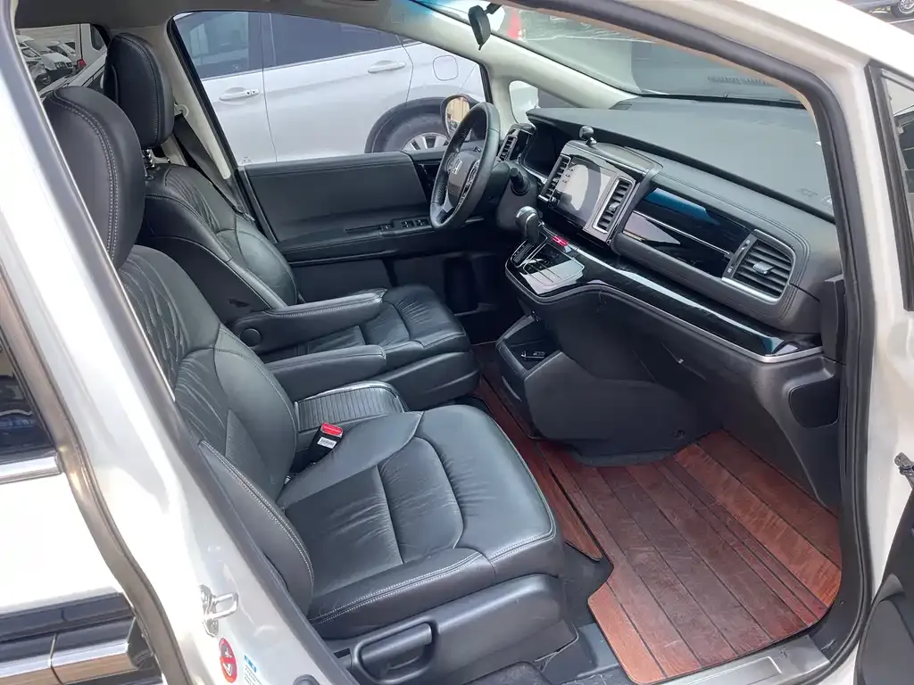 Honda Elysion 2021 из CN, фото 6