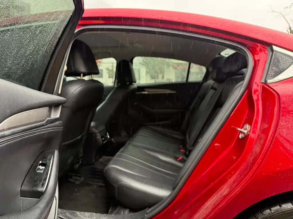 Mazda Atenza 2021 из CN, фото 2