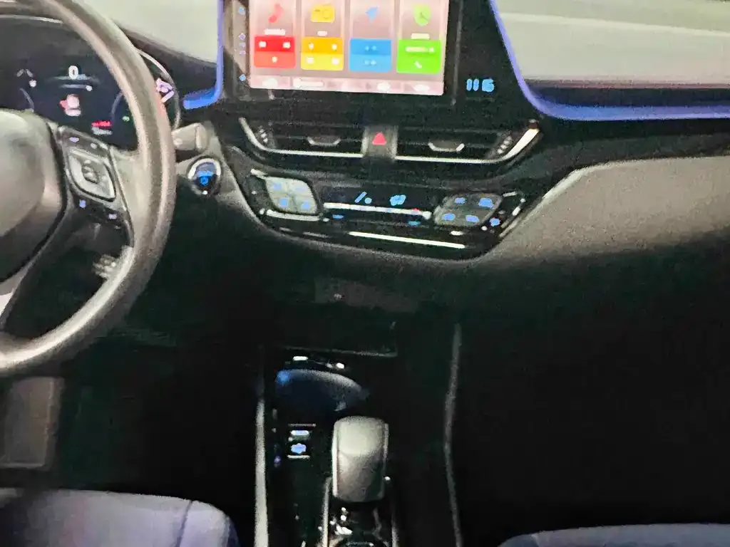 Toyota C-HR EV 2021 из CN, фото 10