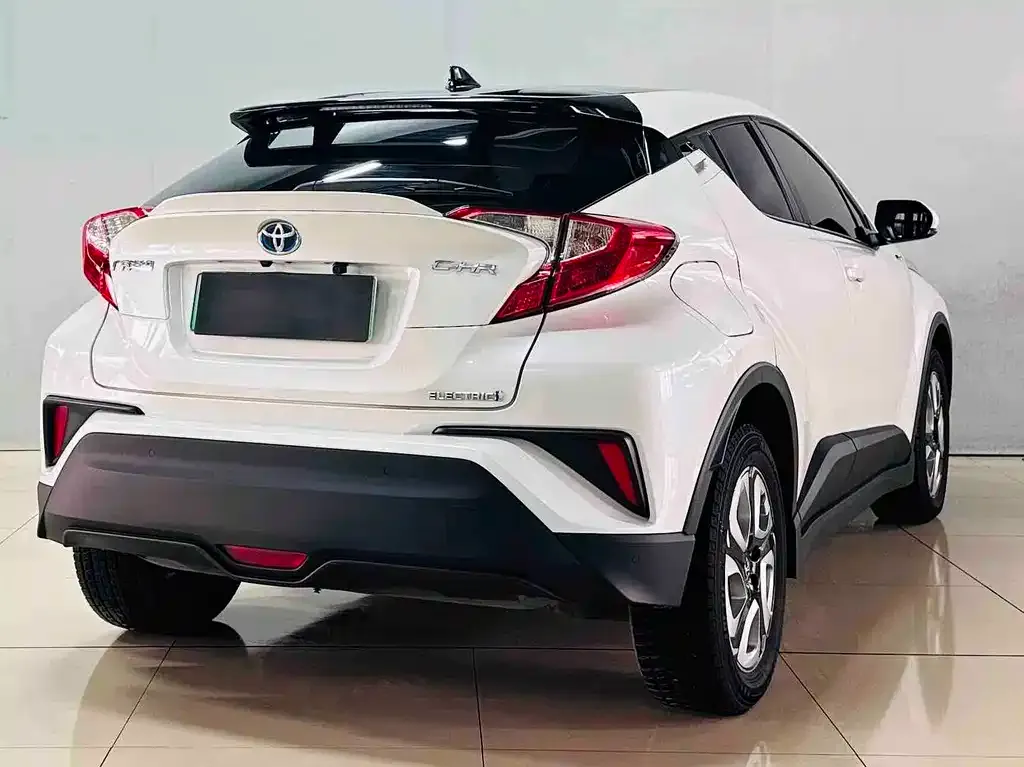 Toyota C-HR EV 2021 из CN, фото 5