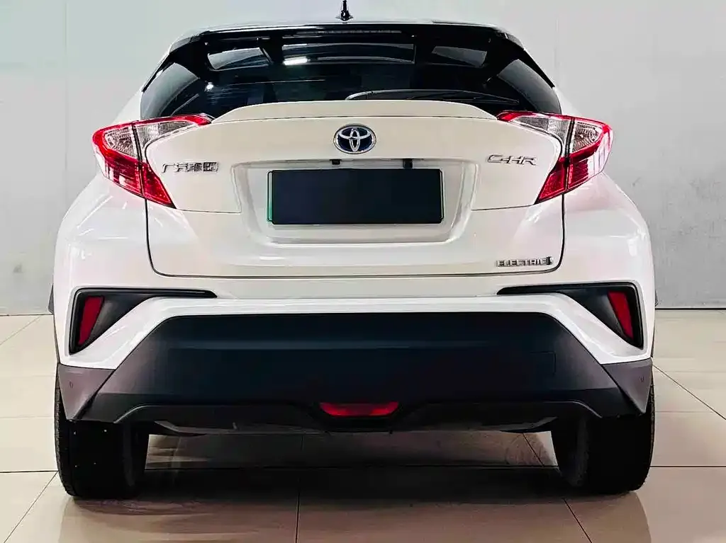 Toyota C-HR EV 2021 из CN, фото 8