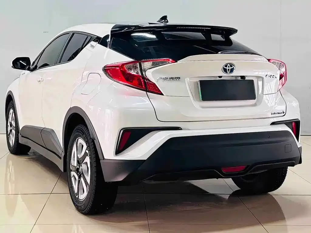 Toyota C-HR EV 2021 из CN, фото 7