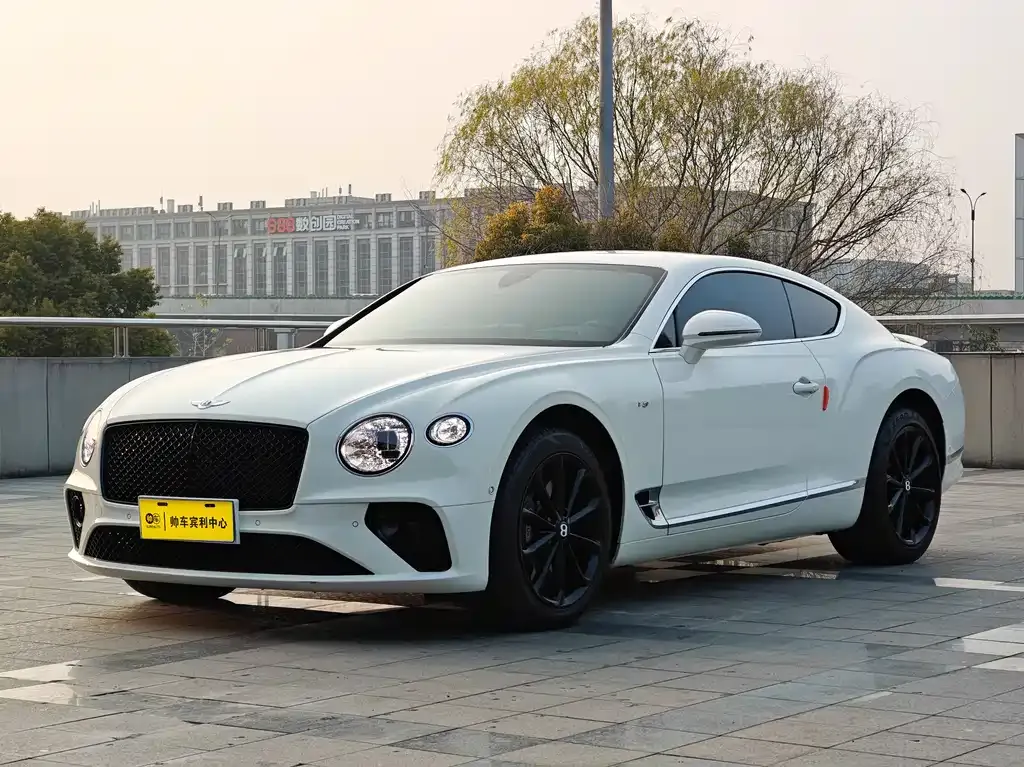 Bentley Continental 2021 из CN, фото 1