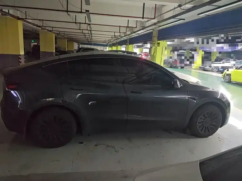 Tesla Model Y 2024 из CN, фото 9
