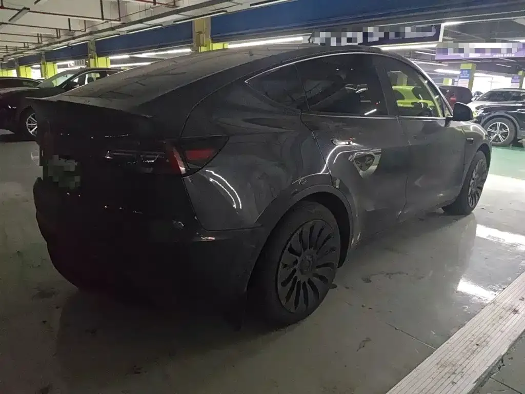 Tesla Model Y 2024 из CN, фото 10