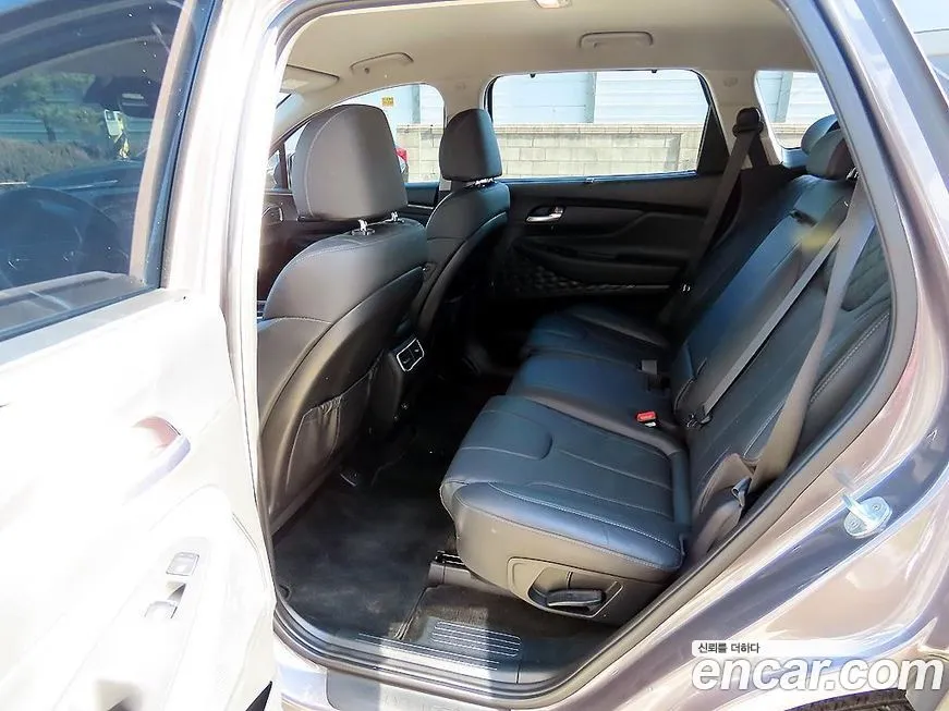 Hyundai Santafe 2022 из KR, фото 2