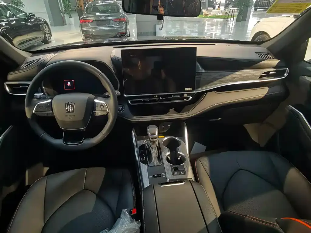 Toyota Crown Kluger 2026 из CN, фото 9