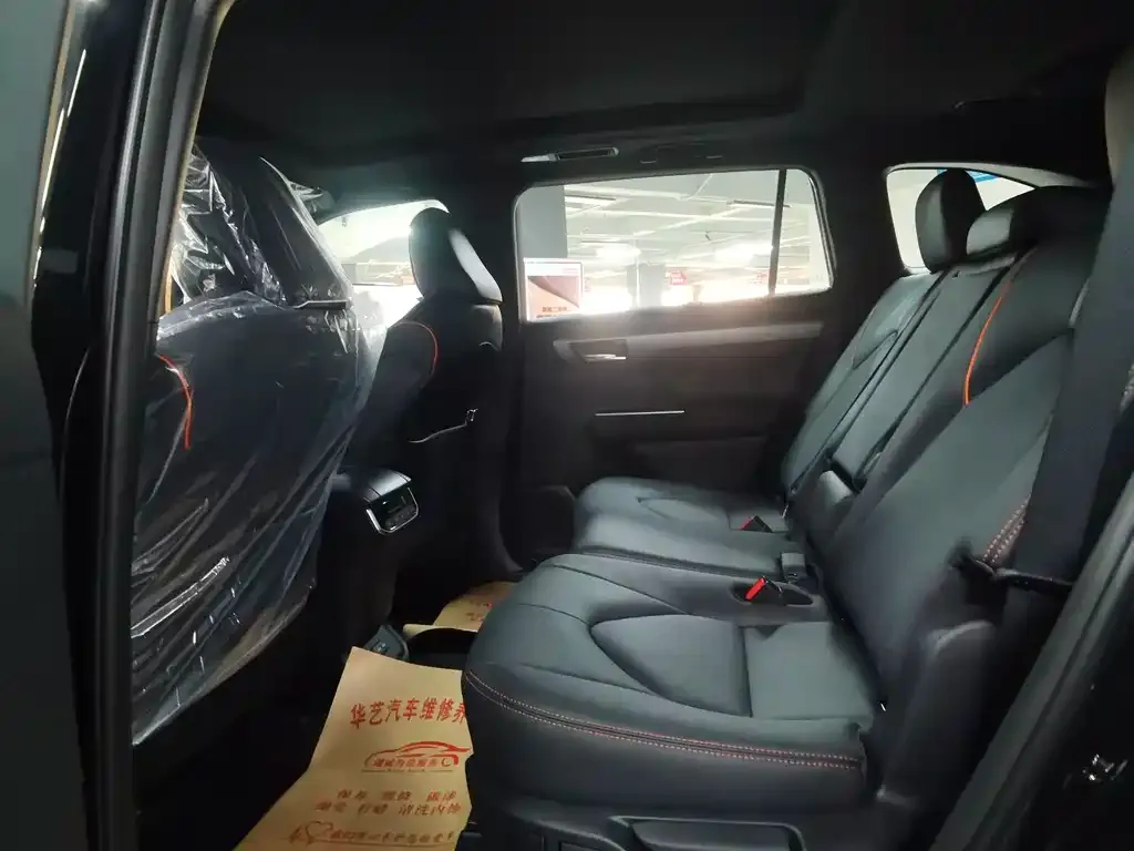Toyota Crown Kluger 2026 из CN, фото 3