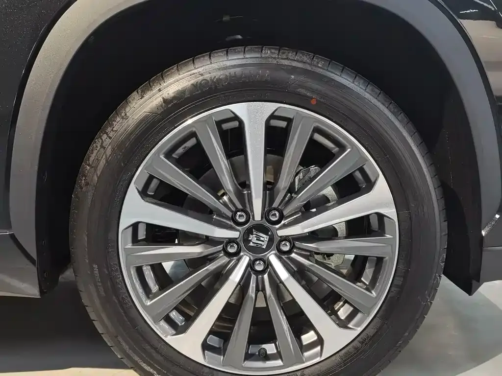 Toyota Crown Kluger 2026 из CN, фото 6