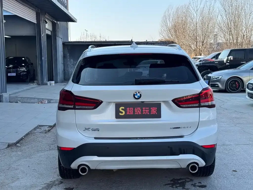 BMW X1 2022 из CN, фото 3