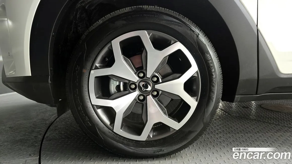 KG Mobility (Ssangyong) Torres — фото 10