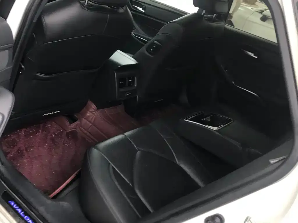 Toyota Avalon 2024 из CN, фото 2