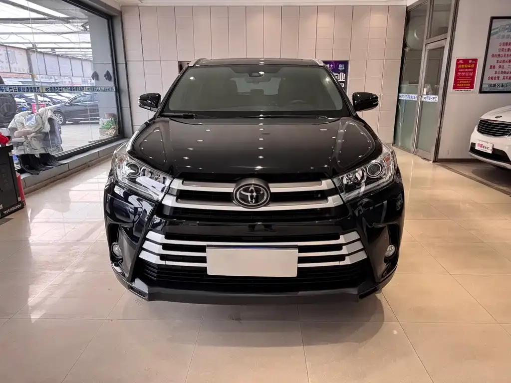 Toyota Highlander 2022 из CN, фото 7