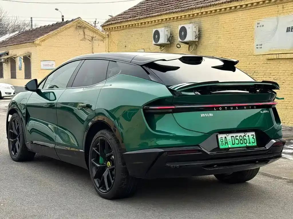 Lotus Eletre — фото 3