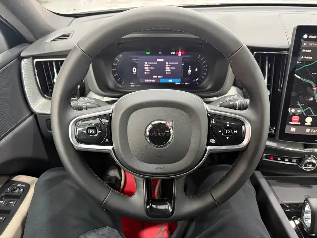 Volvo XC60 2026 из CN, фото 6