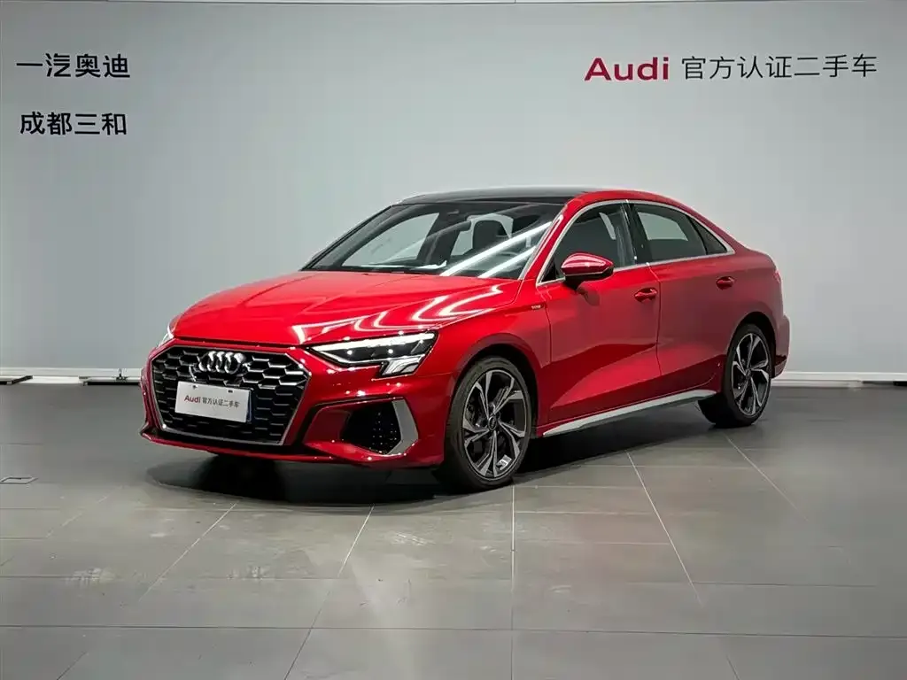 Audi A3 2023 из CN, фото 1