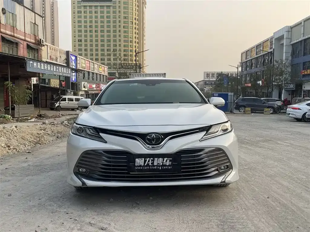 Toyota Camry 2021 из CN, фото 3