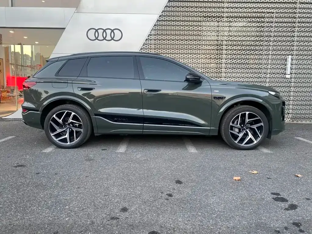 Audi Q6L e-tron 2025 из CN, фото 8