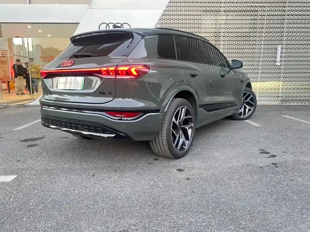 Audi Q6L e-tron 2025 из CN, фото 9