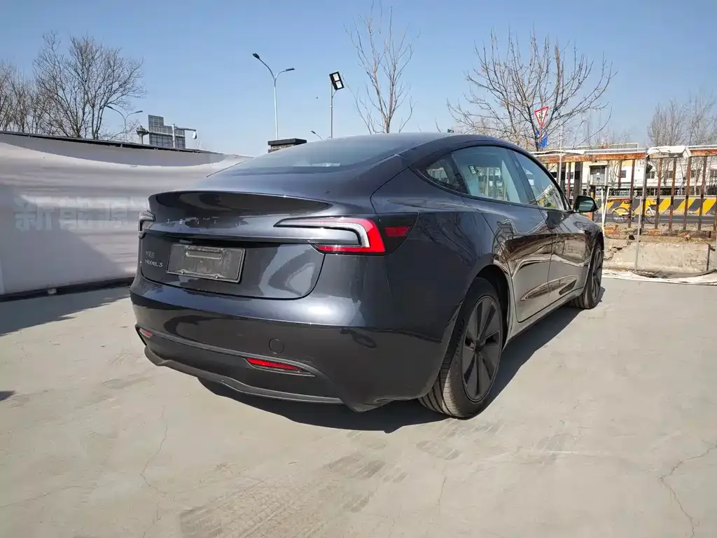 Tesla Model 3 2024 из CN, фото 4