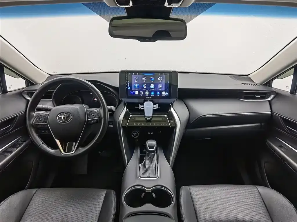 Toyota Harrier 2024 из CN, фото 8