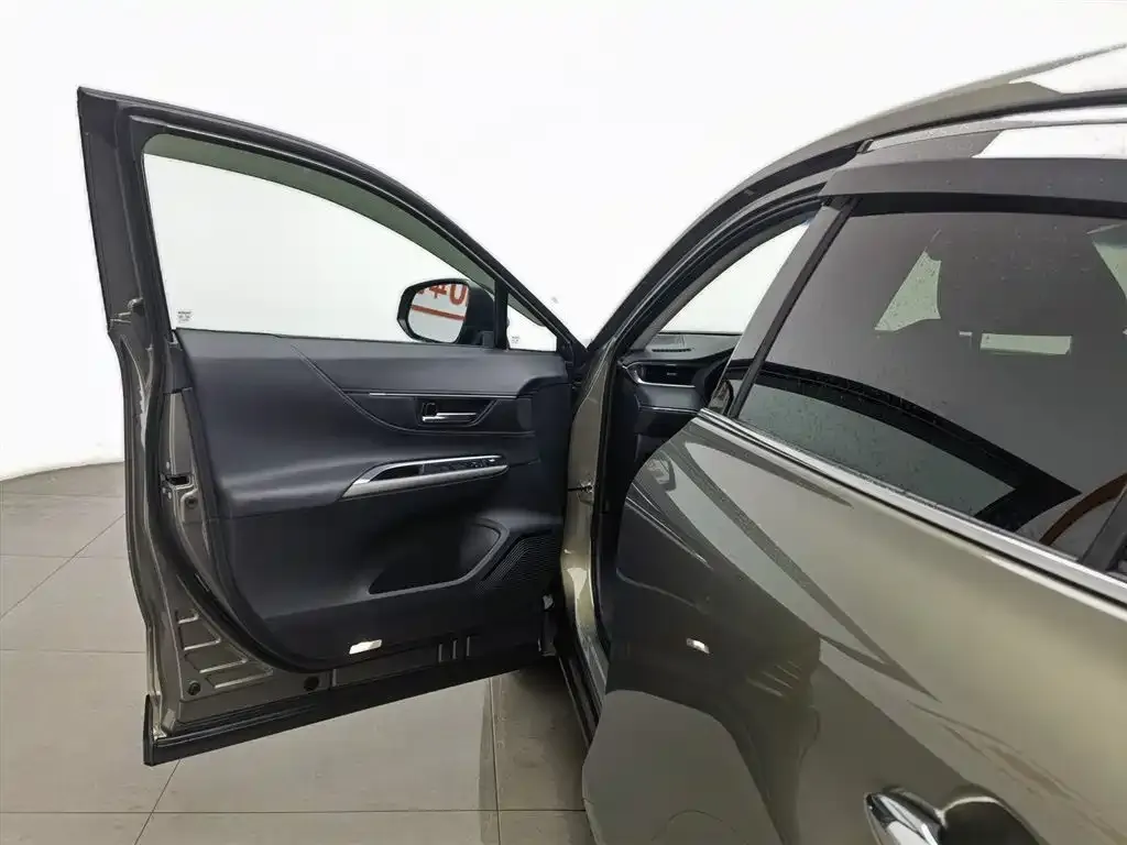 Toyota Harrier 2024 из CN, фото 6