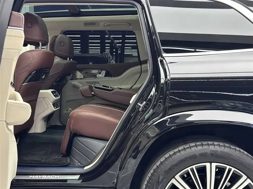 Mercedes-Benz GLS 2026 из CN, фото 8