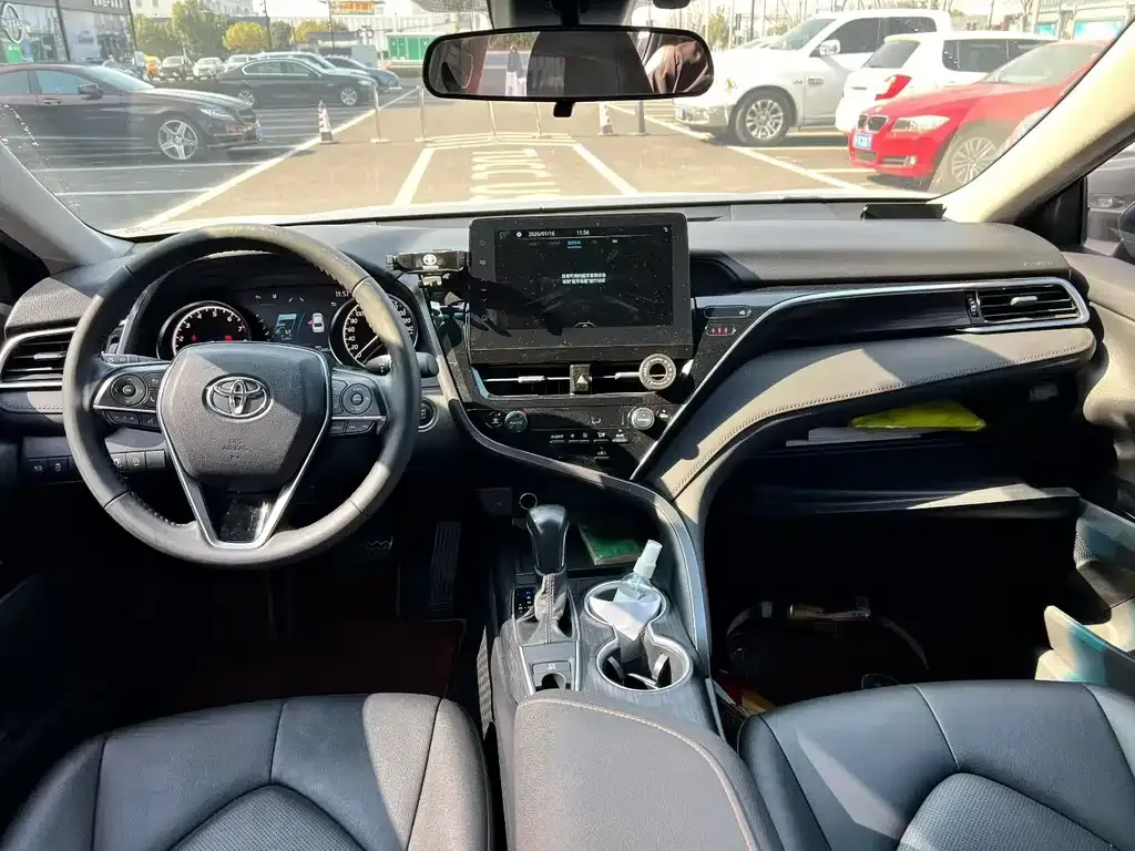 Toyota Camry 2021 из CN, фото 7
