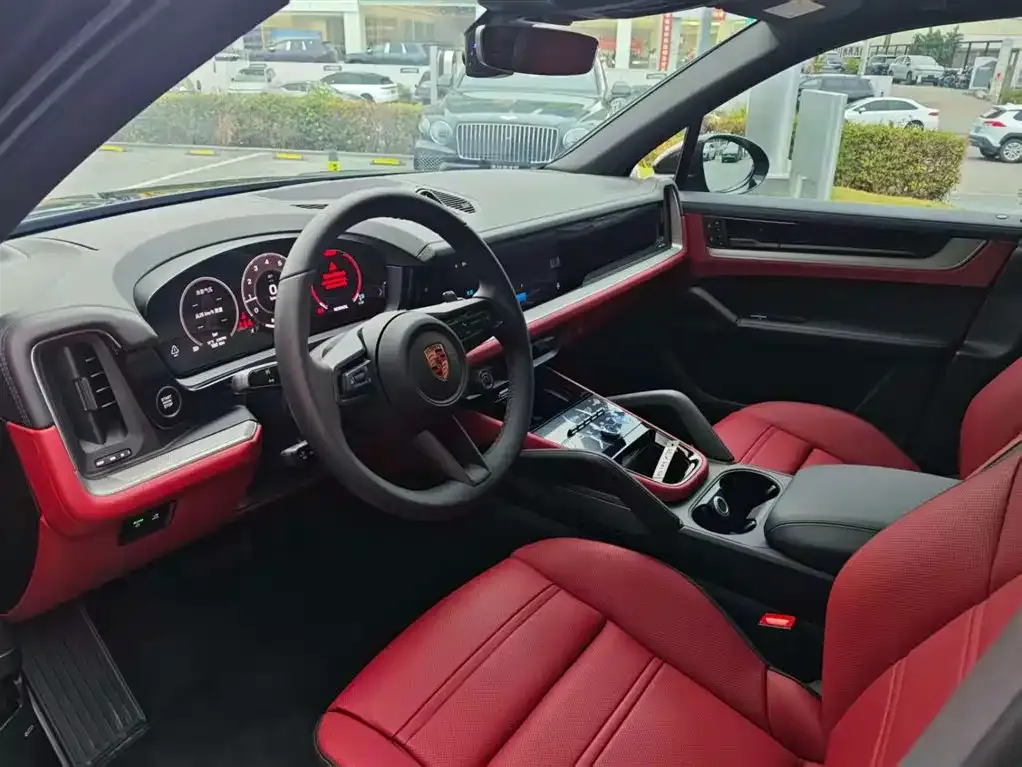 Porsche Cayenne 2026 из CN, фото 7