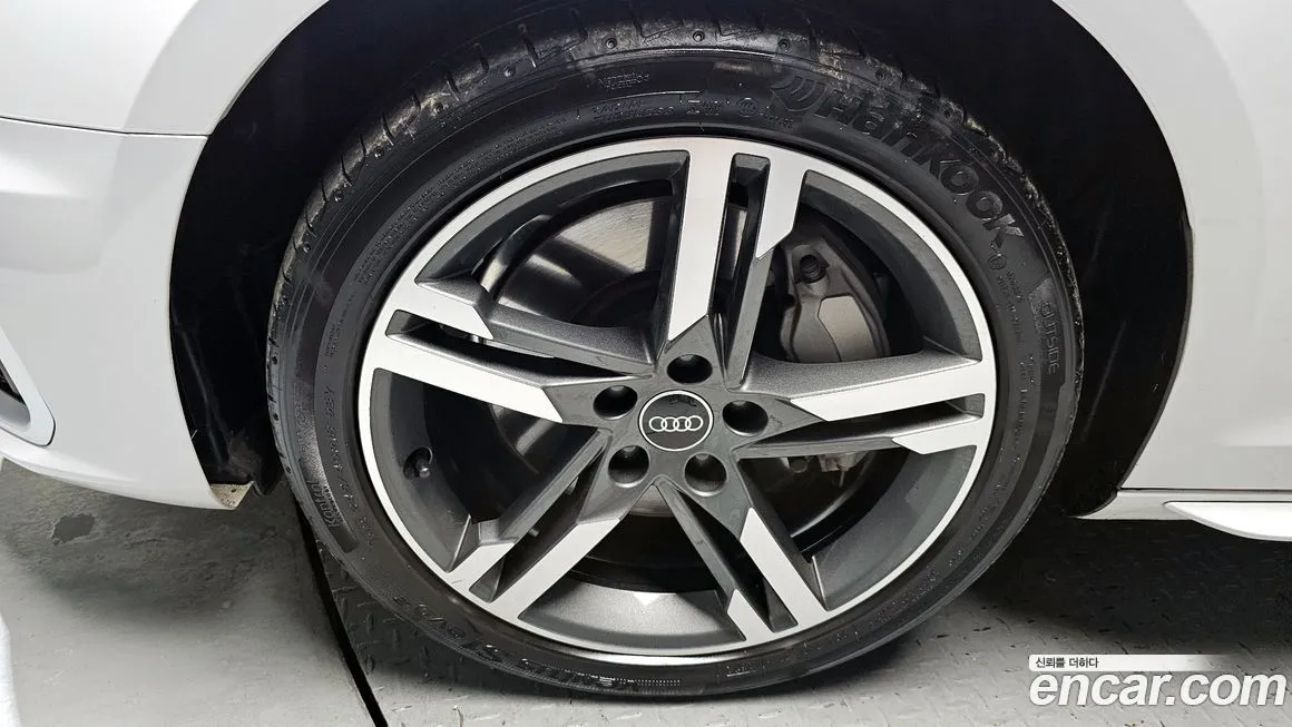 Audi A4 2021 из KR, фото 7