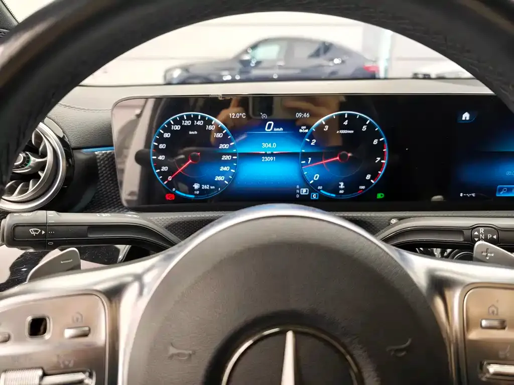 Mercedes-Benz A-Class 2023 из CN, фото 4
