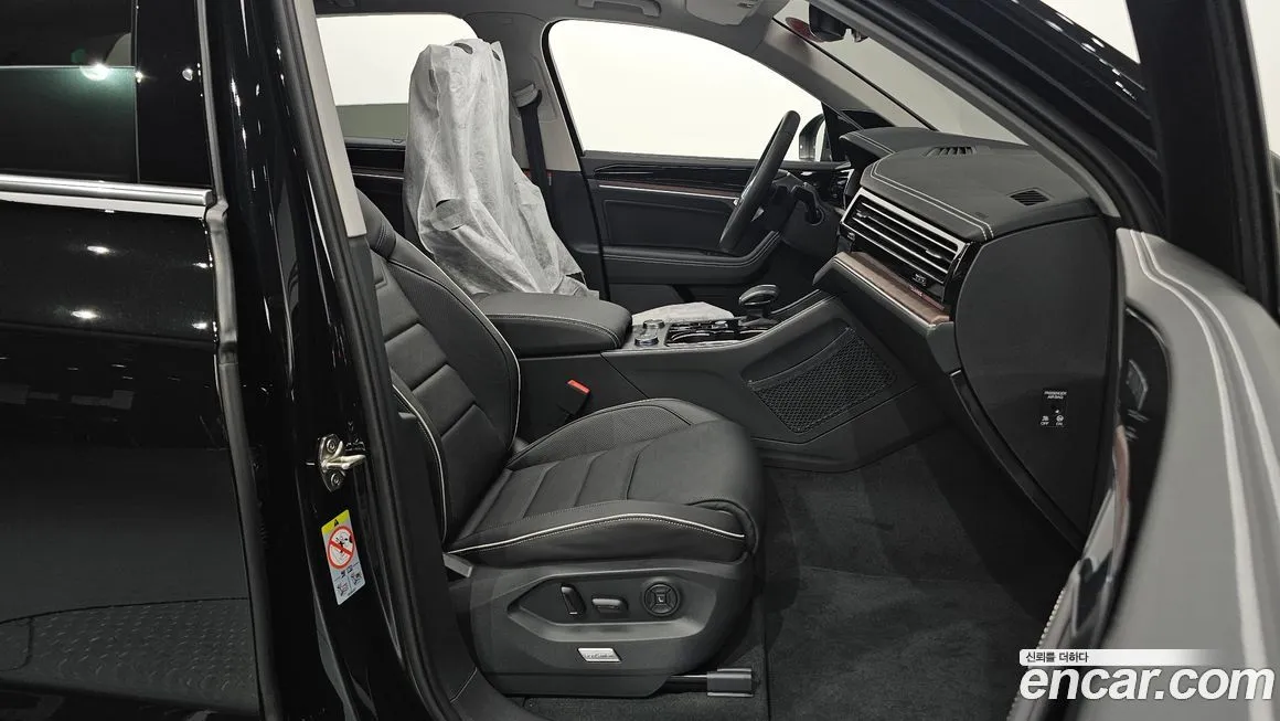 Volkswagen Touareg 2026 из KR, фото 8