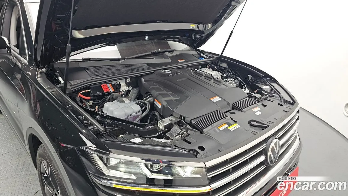 Volkswagen Touareg 2026 из KR, фото 9