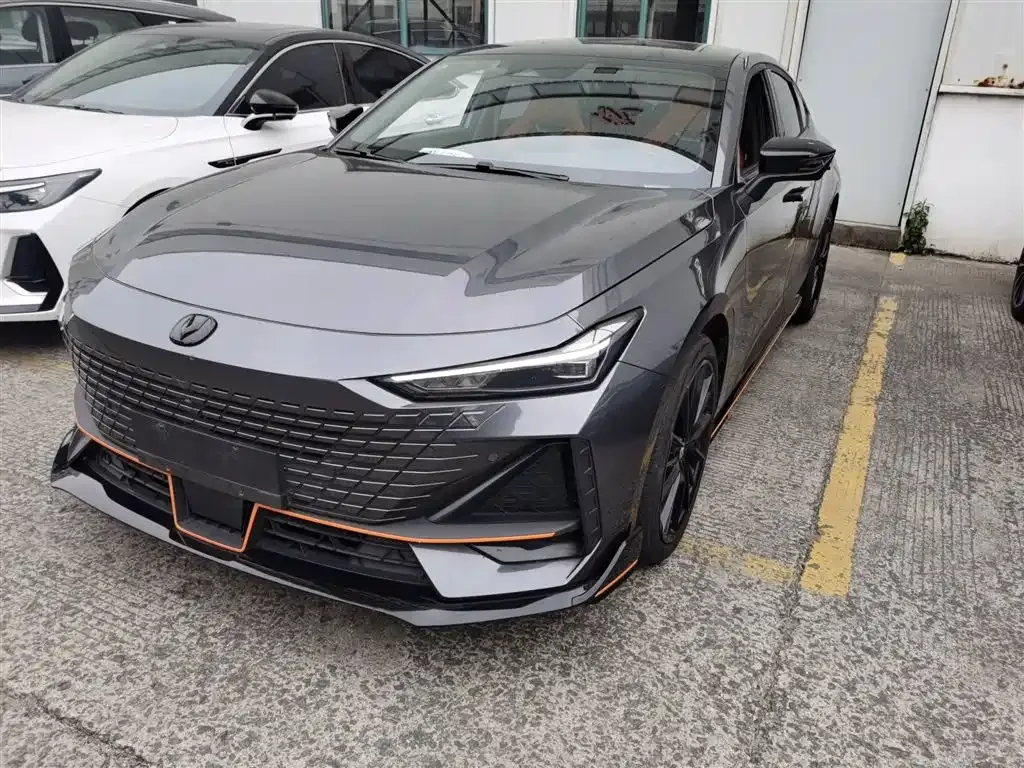 Changan UNI-V 2023 из CN, фото 1