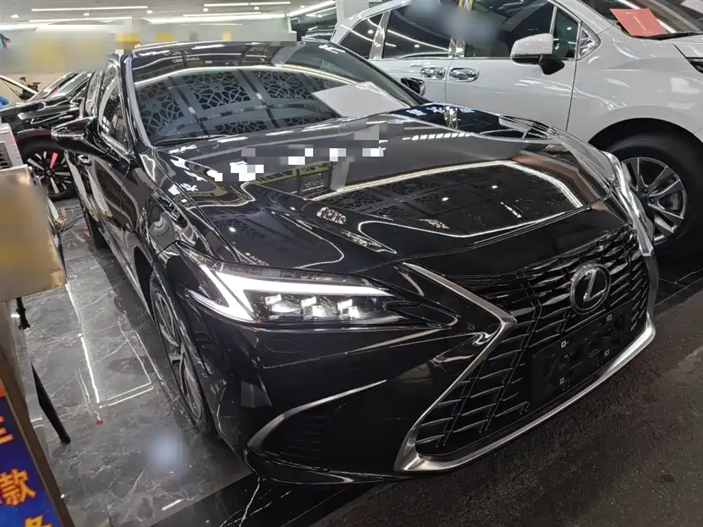 Lexus ES 2025 из CN, фото 4