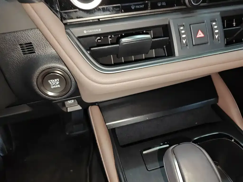 Lexus ES 2025 из CN, фото 2