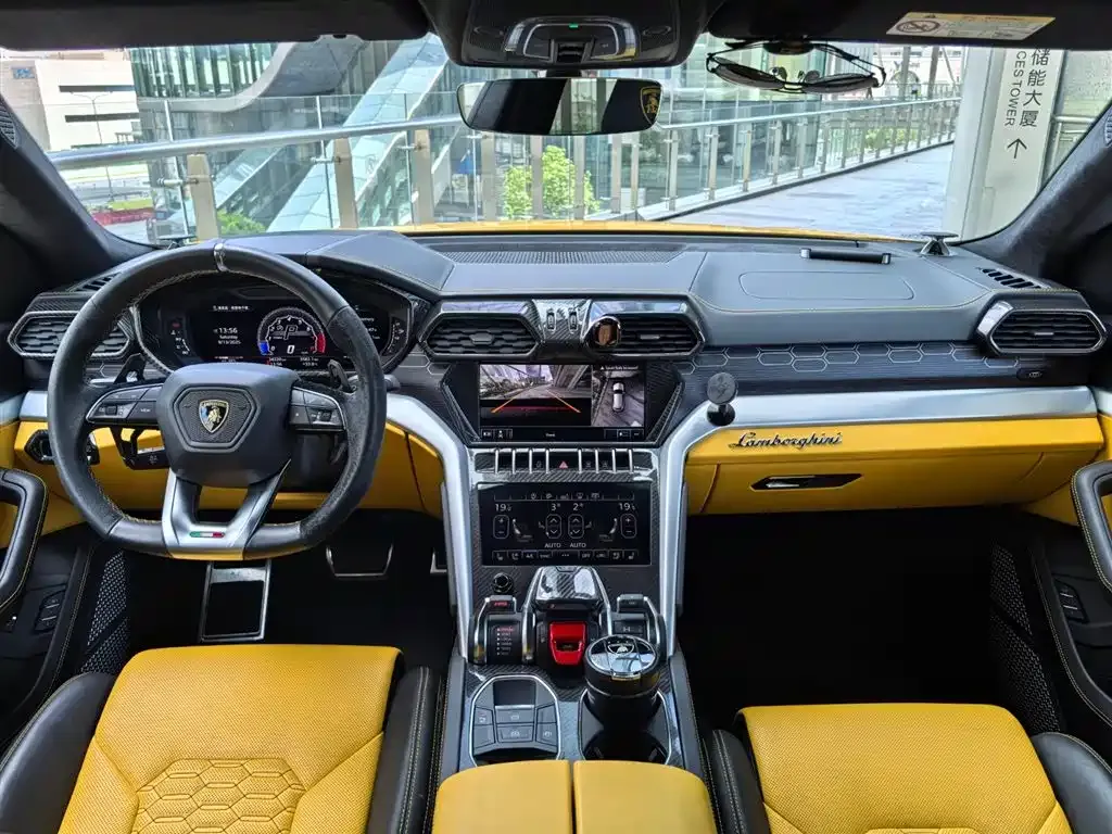 Lamborghini Urus 2023 из CN, фото 9