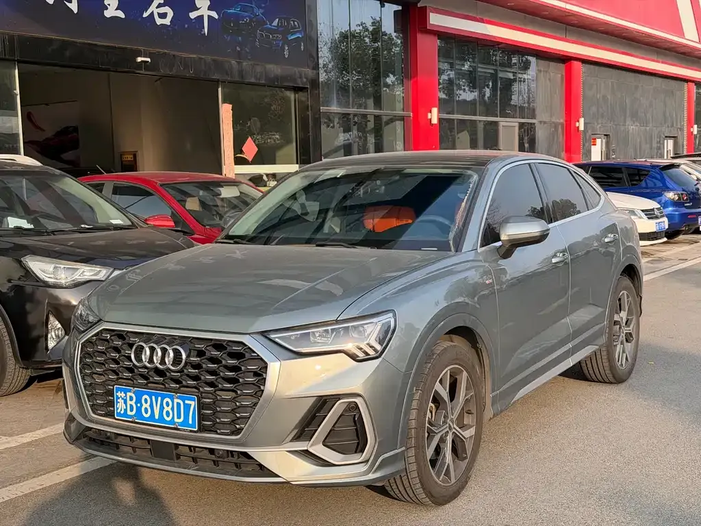 Audi Q3 Sportback 2021 из CN, фото 1