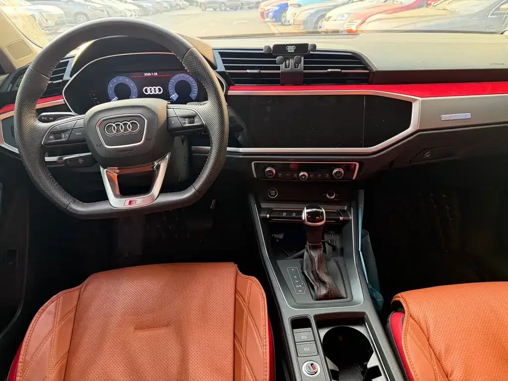 Audi Q3 Sportback 2021 из CN, фото 7