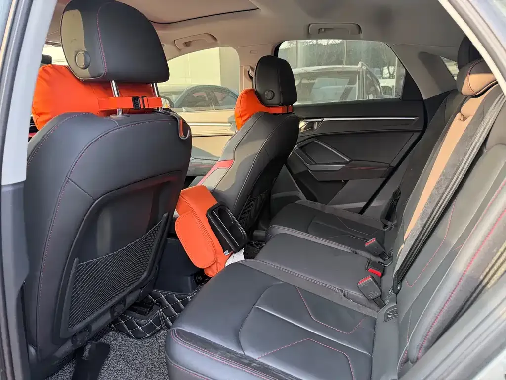 Audi Q3 Sportback 2021 из CN, фото 4