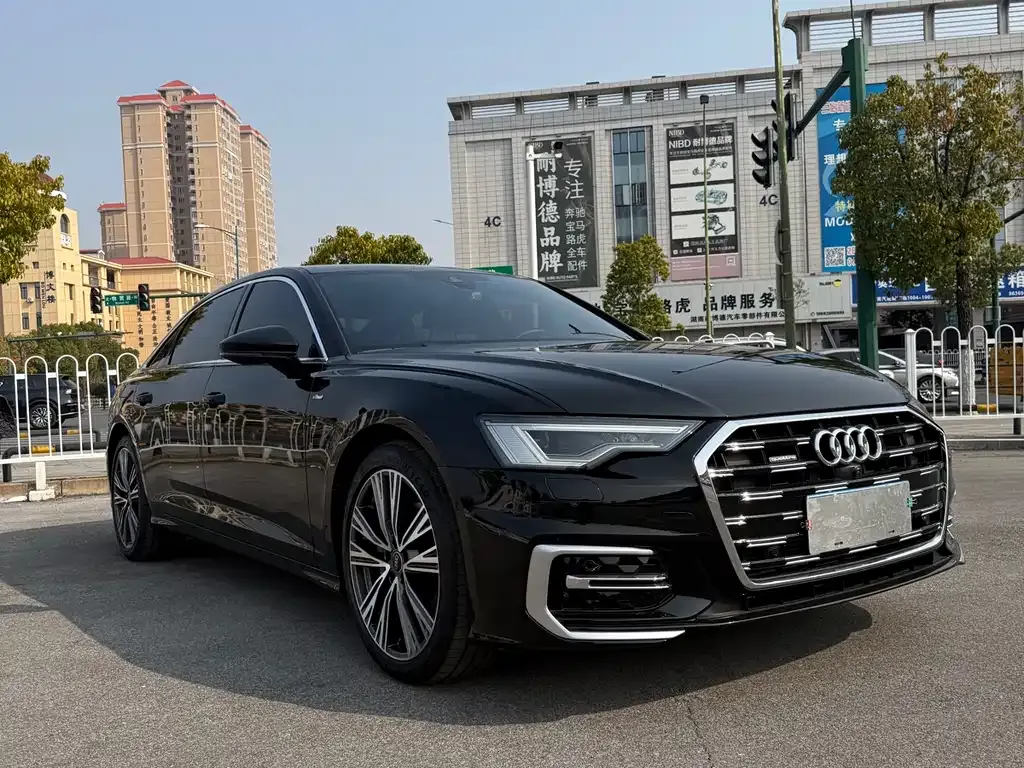 Audi A6L — фото 9