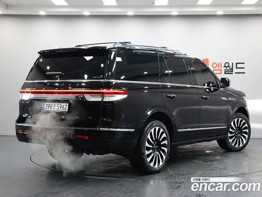 Lincoln Navigator 2023 из KR, фото 8