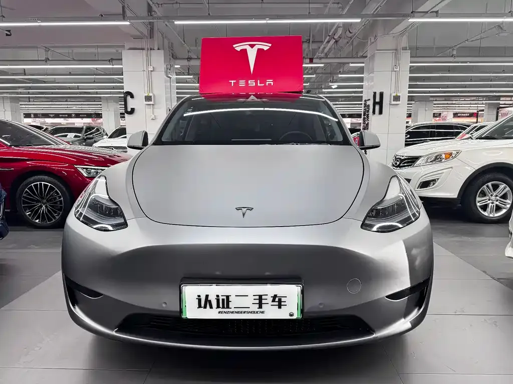 Tesla Model Y 2023 из CN, фото 2