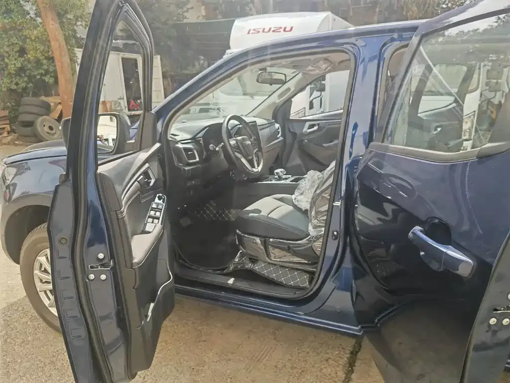 Isuzu Lingtuo 2026 из CN, фото 4