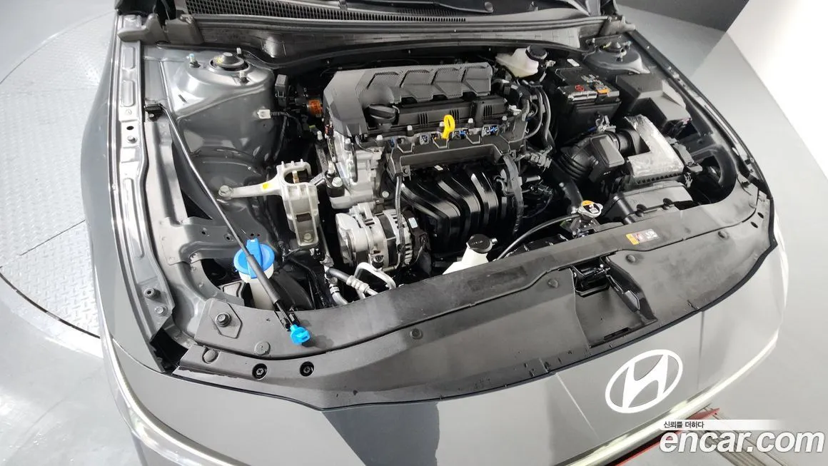 Hyundai AVANTE — фото 8