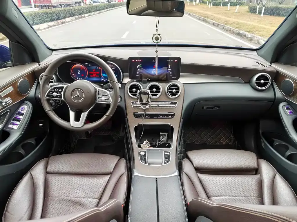 Mercedes-Benz GLC 2021 из CN, фото 2